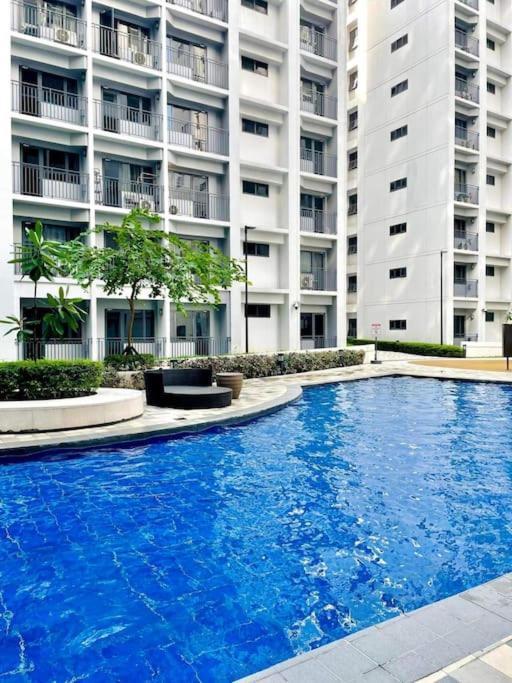 Fully Equipped 1Br Condo At Shore2 Near To Moa Manila Eksteriør bilde