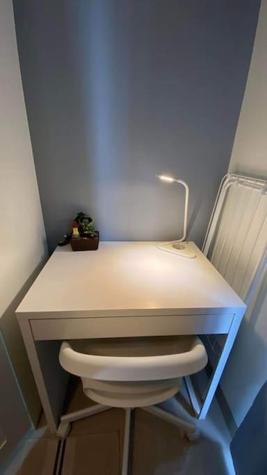 Fully Equipped 1Br Condo At Shore2 Near To Moa Manila Eksteriør bilde