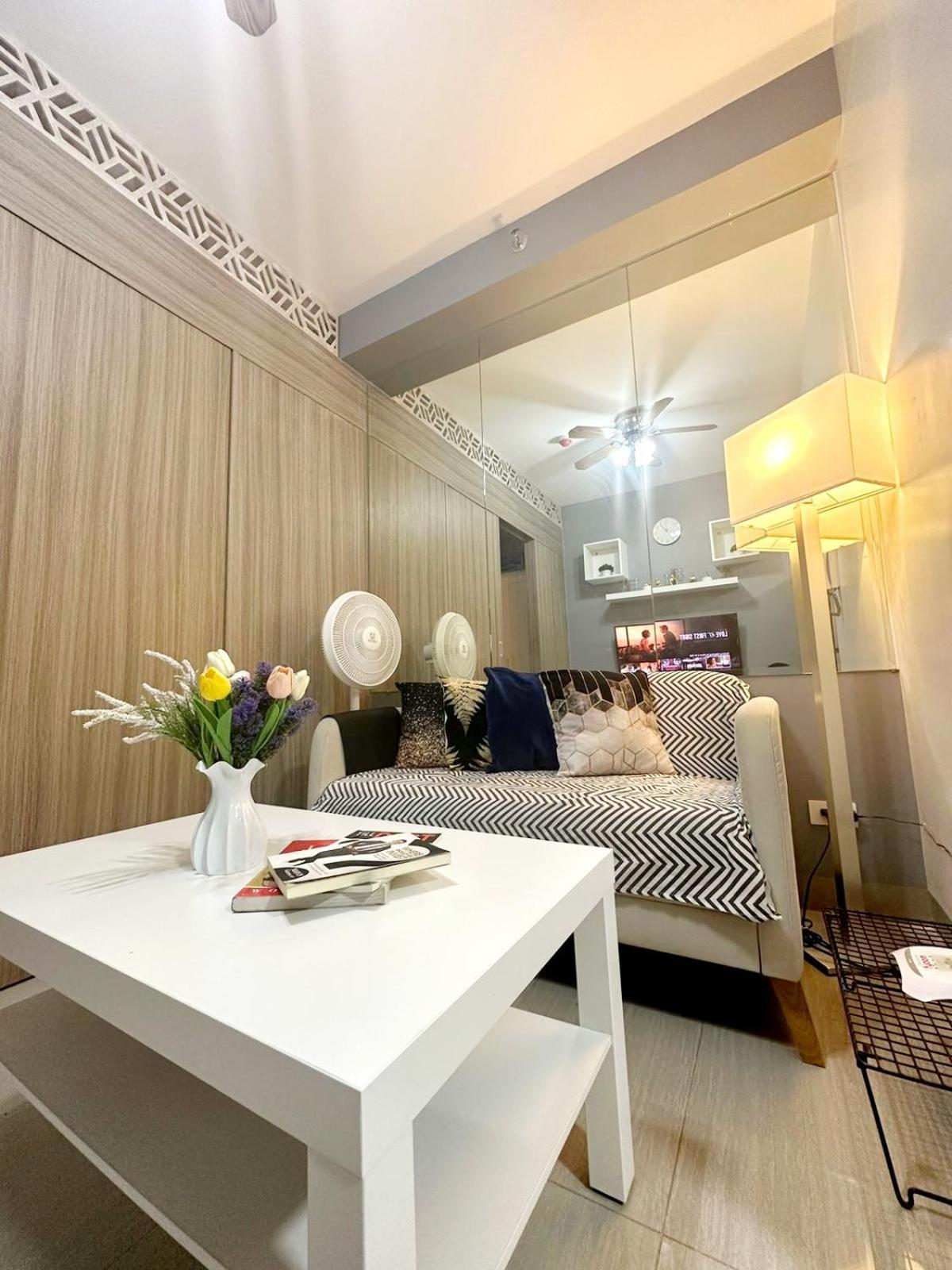 Fully Equipped 1Br Condo At Shore2 Near To Moa Manila Eksteriør bilde